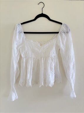 American Eagle Outfitters White Peasant Top with Puff Sleeves